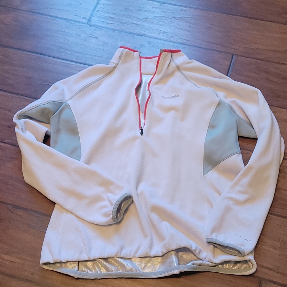Columbia pullover